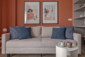 Studio Suite | Iron/ironing board, free WiFi, bed sheets