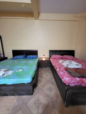 1 habitación, wifi y ropa de cama