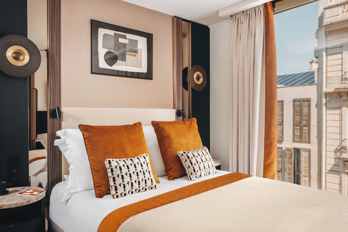Comfort Double Room | Iron/ironing board, free WiFi