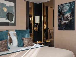 Superior Double Room - Free Sauna and Gym Access | Premium bedding, in-room safe, desk, laptop workspace - Hôtel Barnett Paris (Paris)