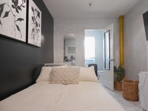 Desk, bed sheets