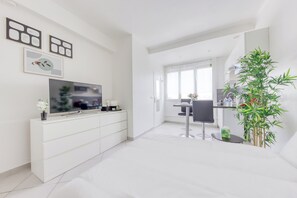 1 bedroom, iron/ironing board, WiFi, bed sheets - Hyper Centre Villejuif next to the M7 | Partner Loc (Villejuif)