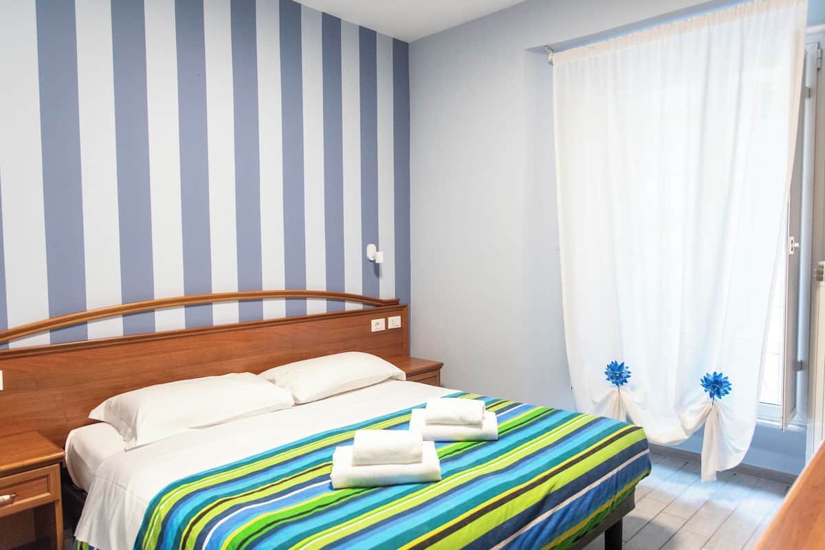 Doppelzimmer, Terrasse, Gartenblick