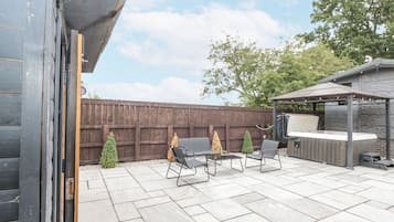 Cottage | Terrace/patio