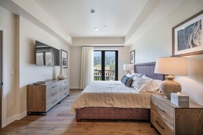 2 bedrooms, internet, bed sheets