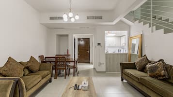 Smart TV, computer monitors