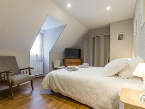 3 chambres, accès au Wi-Fi (inclus)