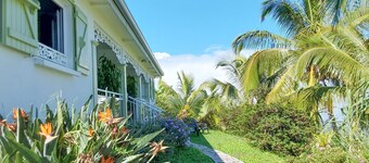 Creole Home for 6 in Saint-Leu with Bay View