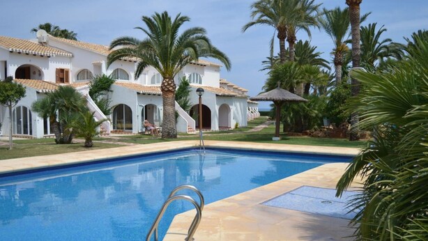 Unclassified image, 1 of 22, button - Seafront Apartment in Denia with Wi-Fi, Garden & Pool (Denia)