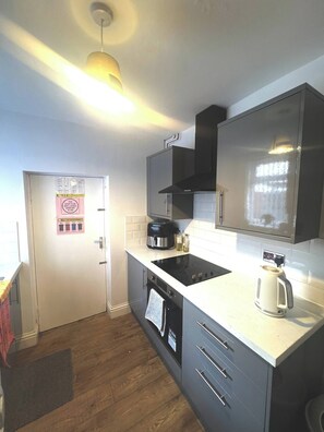 Shared Dormitory, 1 Bedroom, Smoking, Balcony | Interior