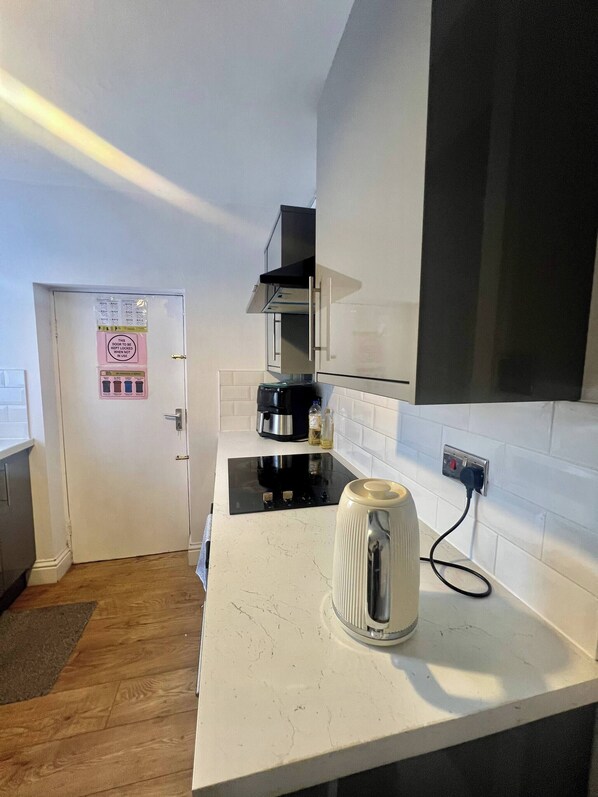 Shared Dormitory, 1 Bedroom, Smoking, Balcony | Interior