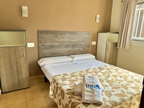 1 habitación, wifi gratis y ropa de cama