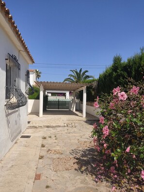 Terrace/patio - Holiday Home in Els Poblets, Spain (Denia)