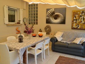 Dining - Modern and spacious villa in Els Poblets for families (Denia)