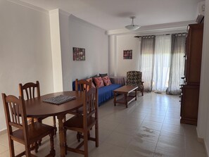 Interior - Seaside apartment in Denia with pet-friendly, parking and air conditioning (Denia)