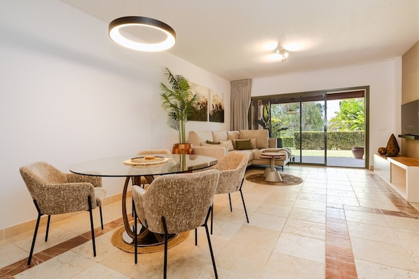 Unclassified image, 1 of 45, button - Benatalaya Golf Views (Benahavís)