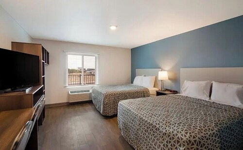 Enjoy your Extended Stay in 4 Rooms Near the Lyndon B. Johnson Museum in Austin