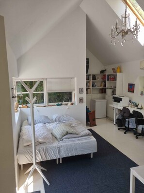 3 habitaciones, tabla de planchar con plancha y wifi gratis 