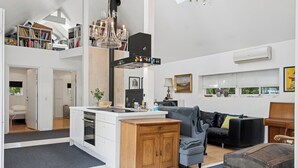 Uklassifisert bilde, 3 av 34, knapp