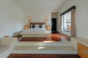 In-room safe, blackout curtains, soundproofing, iron/ironing board