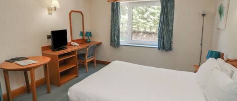 1 chambre, décoration personnalisée, ameublement personnalisé