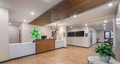 Spacious Suite Perfect for Extended Work Stays in Sparks