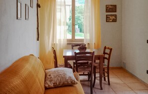 Living area - 2 bedroom cozy home in Nocera Umbra (Nocera Umbra)