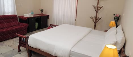 Bügeleisen/Bügelbrett, kostenloses WLAN