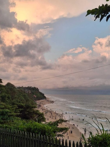 hillview beach resort