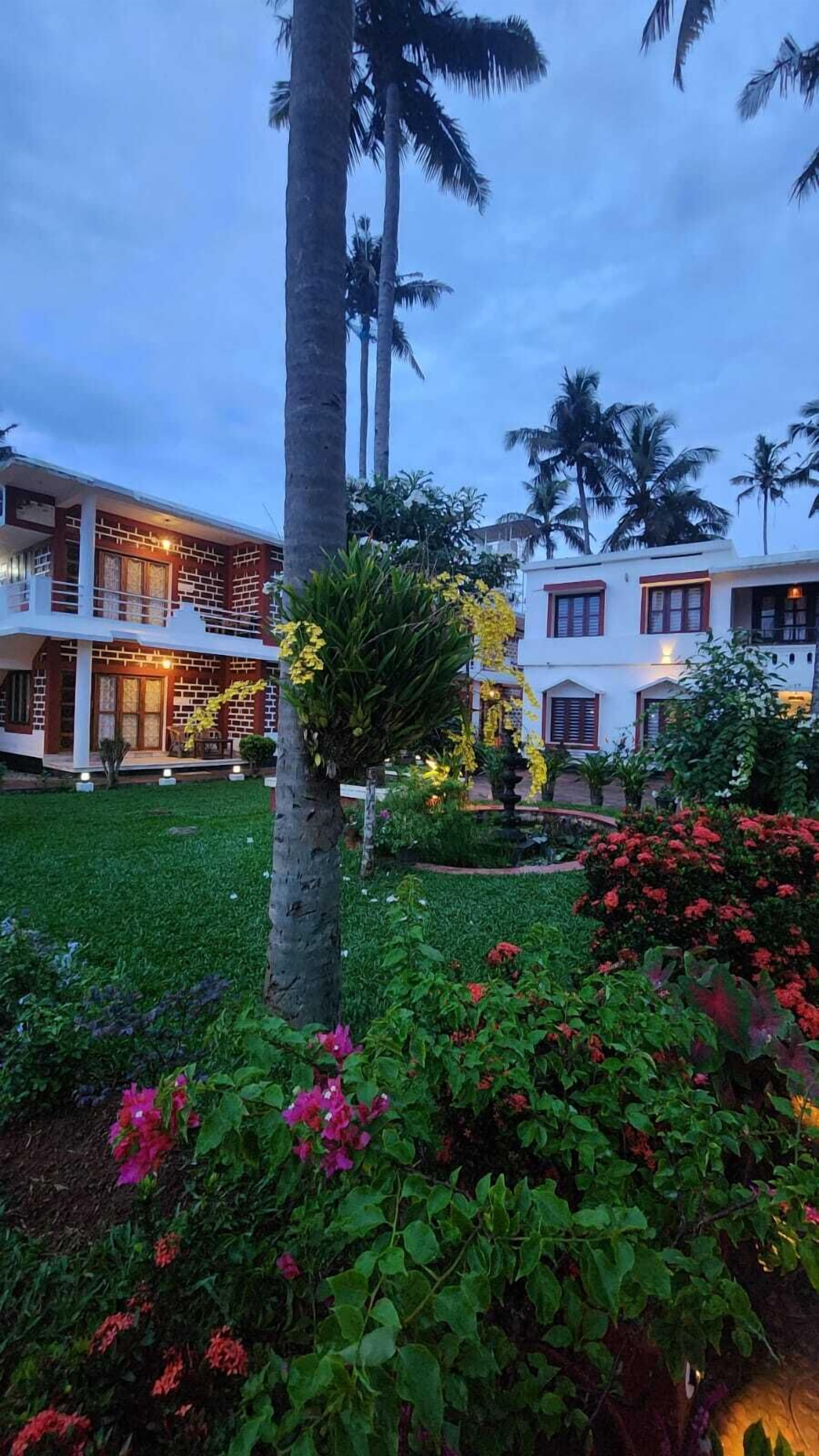 アイロン / アイロン台、WiFi (無料)、ベッドシーツ