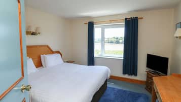 1 Schlafzimmer, individuell dekoriert, individuell eingerichtet