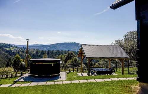 Amazing home in Laliki