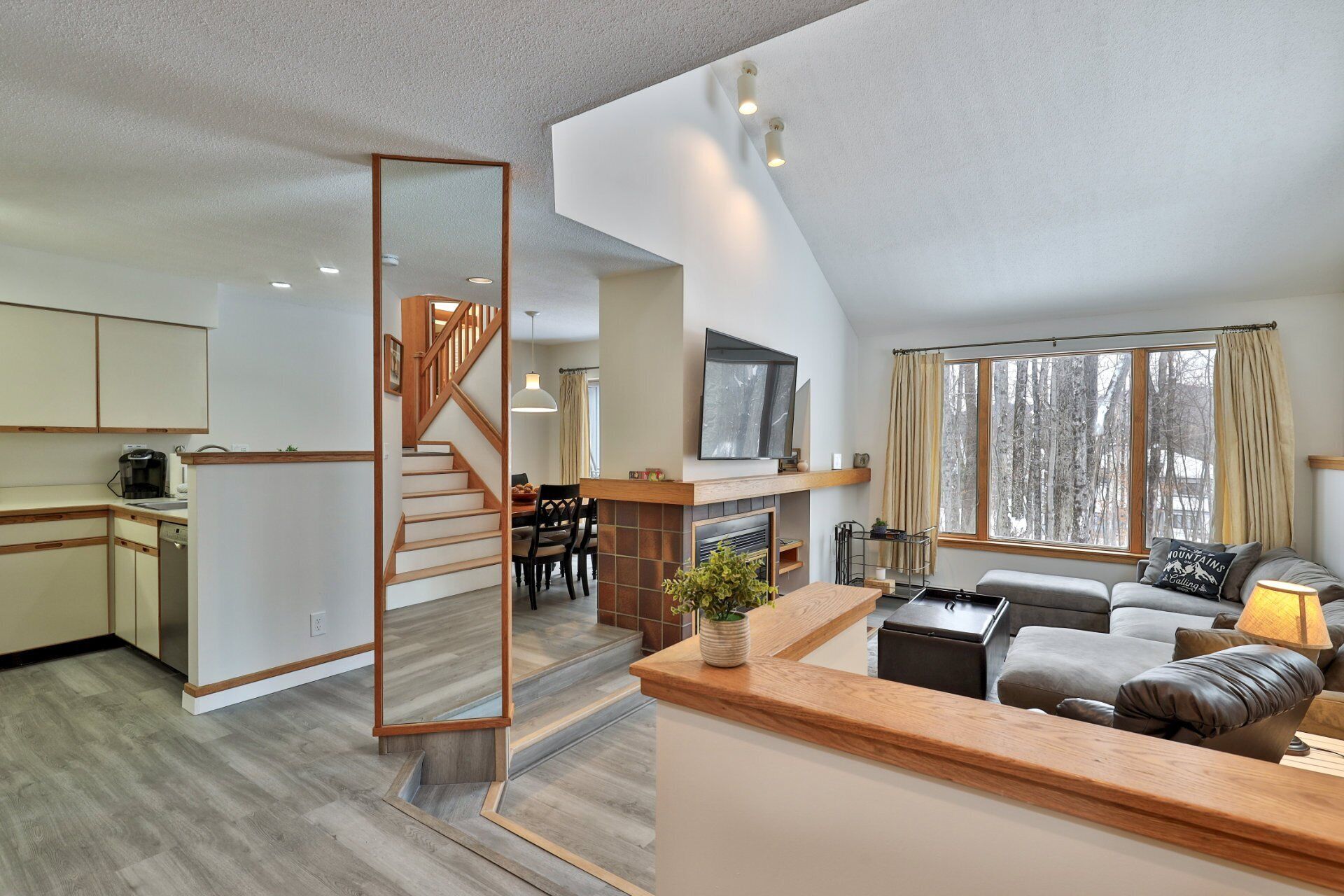 TV connectée, cheminée