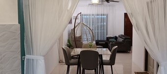 Cozy 4BR homestay in Tambun,Ipoh—Wi-Fi, kitchen,near attractions.Family-friendly