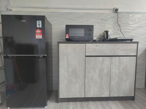 Microwave, stovetop
