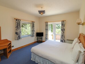 Individually decorated, individually furnished, free WiFi - Egret (Newton Abbot)