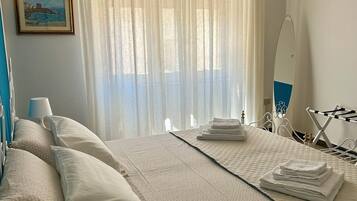 2 soverom, strykejern/-brett, wi-fi og sengetøy