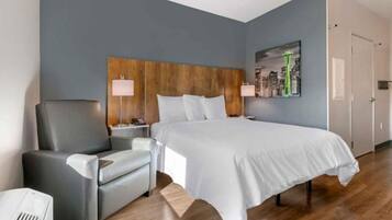 1 chambre, fer et planche à repasser, Wi-Fi gratuit, draps fournis