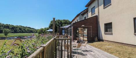 ลานระเบียง/นอกชาน