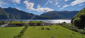 Property grounds - Villa Sunbeam (Abbadia Lariana)