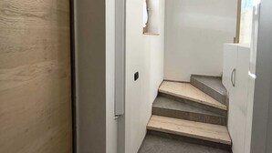 Uklassifisert bilde, 4 av 18, knapp