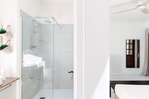 Apartment | Premium bedding, down comforters, iron/ironing board, cribs/infant beds - Casa Mina (Menaggio)