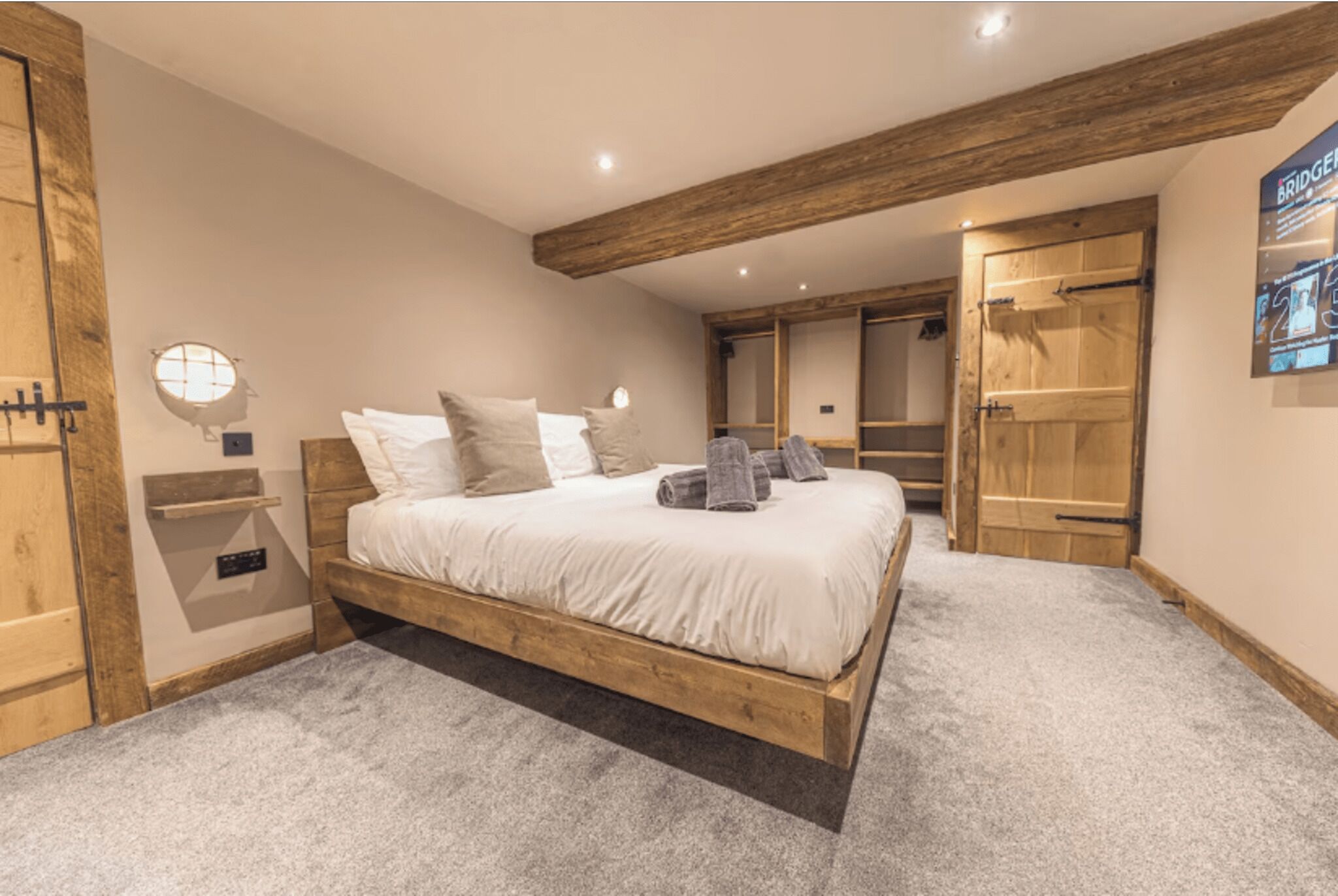 3 soverom, strykejern/-brett, wi-fi (inkludert) og sengetøy