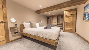 3 soverom, strykejern/-brett, wi-fi (inkludert) og sengetøy