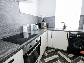 Cookware/dishes/utensils - Lowther House (Whitehaven)