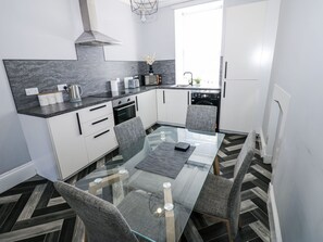 Alat memasak/pinggan mangkuk/perkakas dapur 