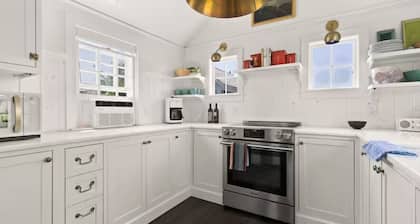 West End Beach Cottage at Delft Haven - Steps from the Beach - w/ Parking