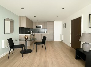 Apartment | Living area - 1 Bed Flat in Colindale (London)