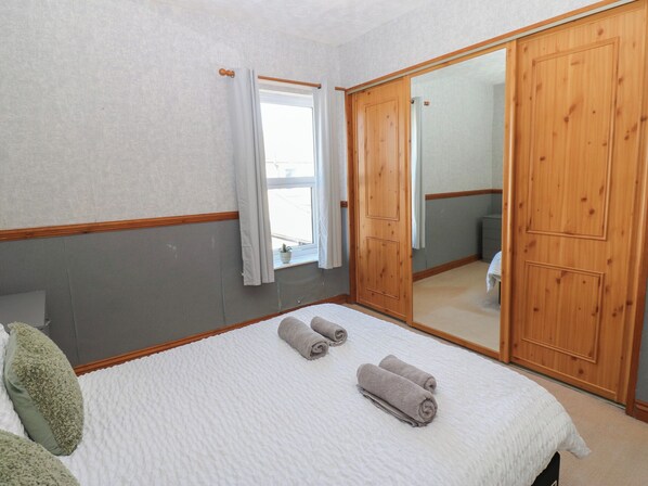 Individually decorated, individually furnished, free WiFi - Bolton Terrace (Workington)