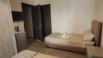 Desk, free WiFi, bed sheets